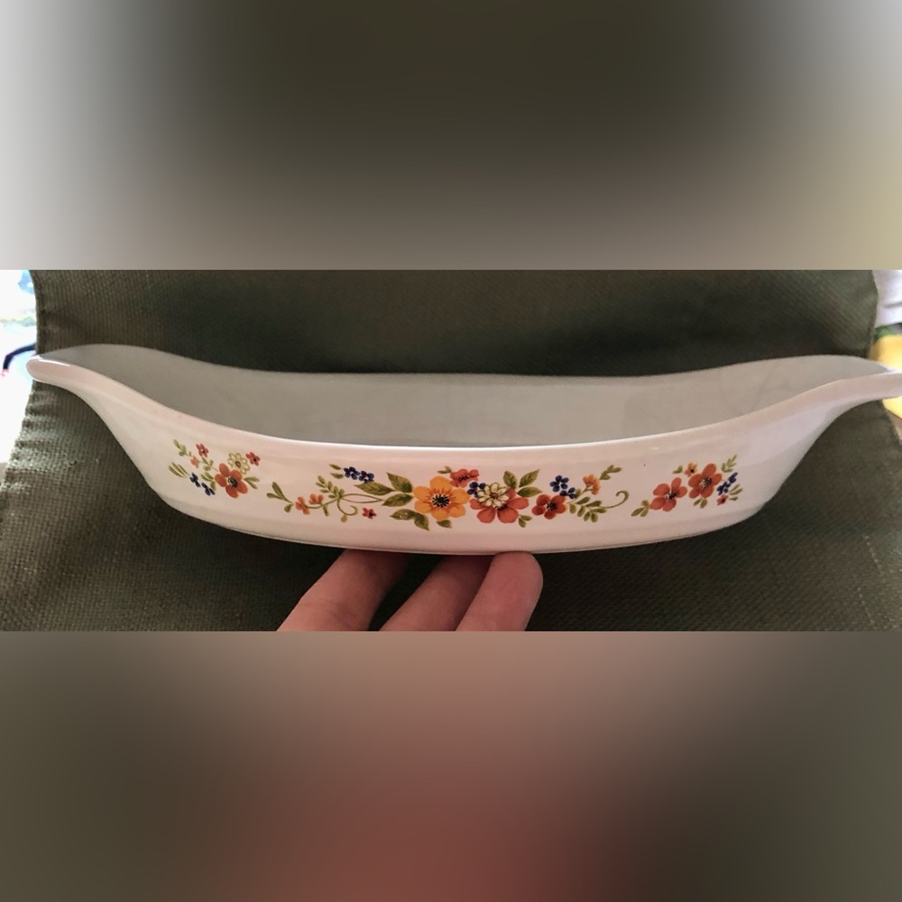 Sweet Flowers vintage Bake Serve n Store Stoneware